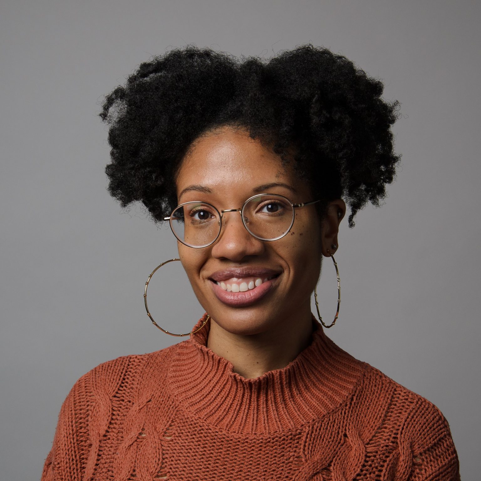 stephanie foster headshot